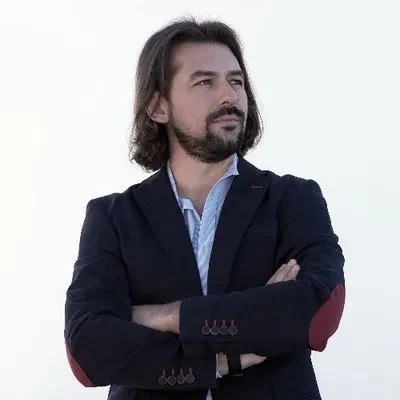Alvaro Hernandez Tortosa 的头像