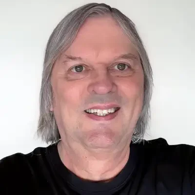 Tom Lane 的头像